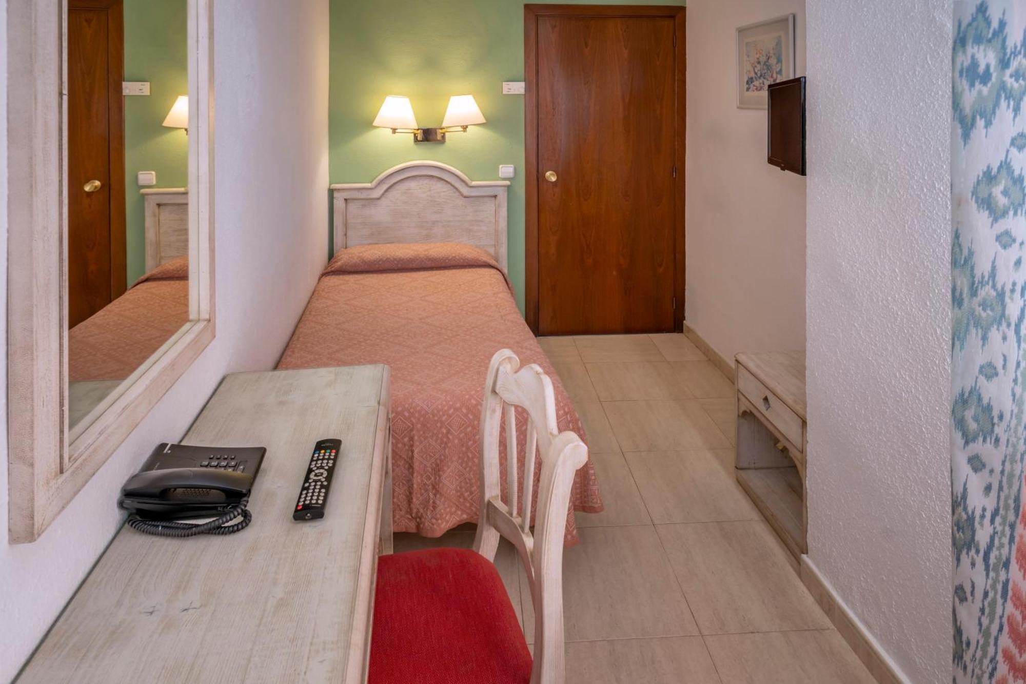 Merce Hotel